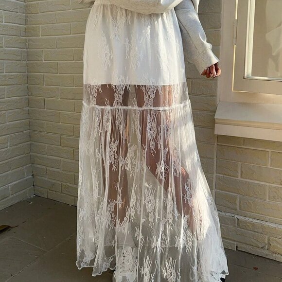 White Elegant Women's Elastic Waist Lace Patchwork Maxi A-Line Skirt - Picture 3 of 7